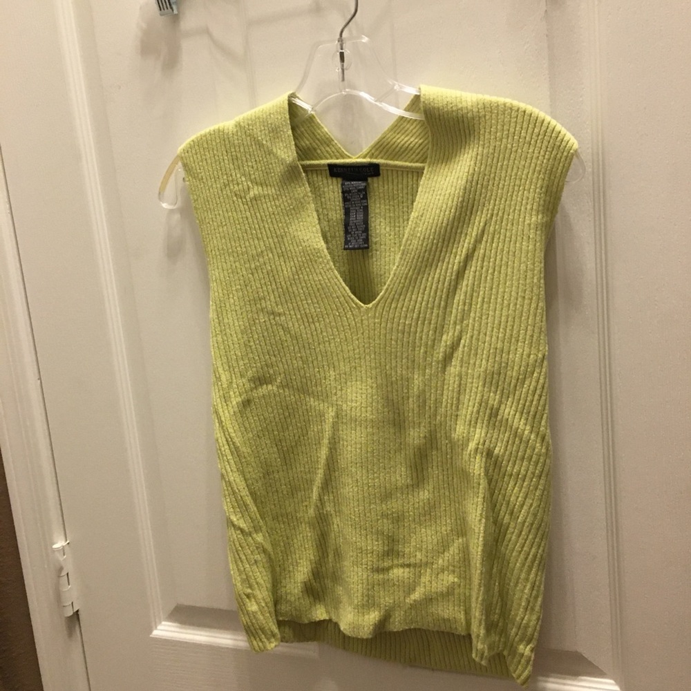 FINAL MARKDOWN Ladies Kenneth Cole ribbed knit top large